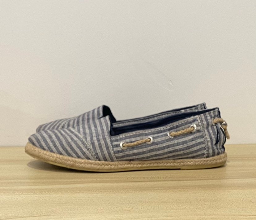 Nautica Womens Rudder Knot Loafer Nautica Womens Rudder Knot Loafer